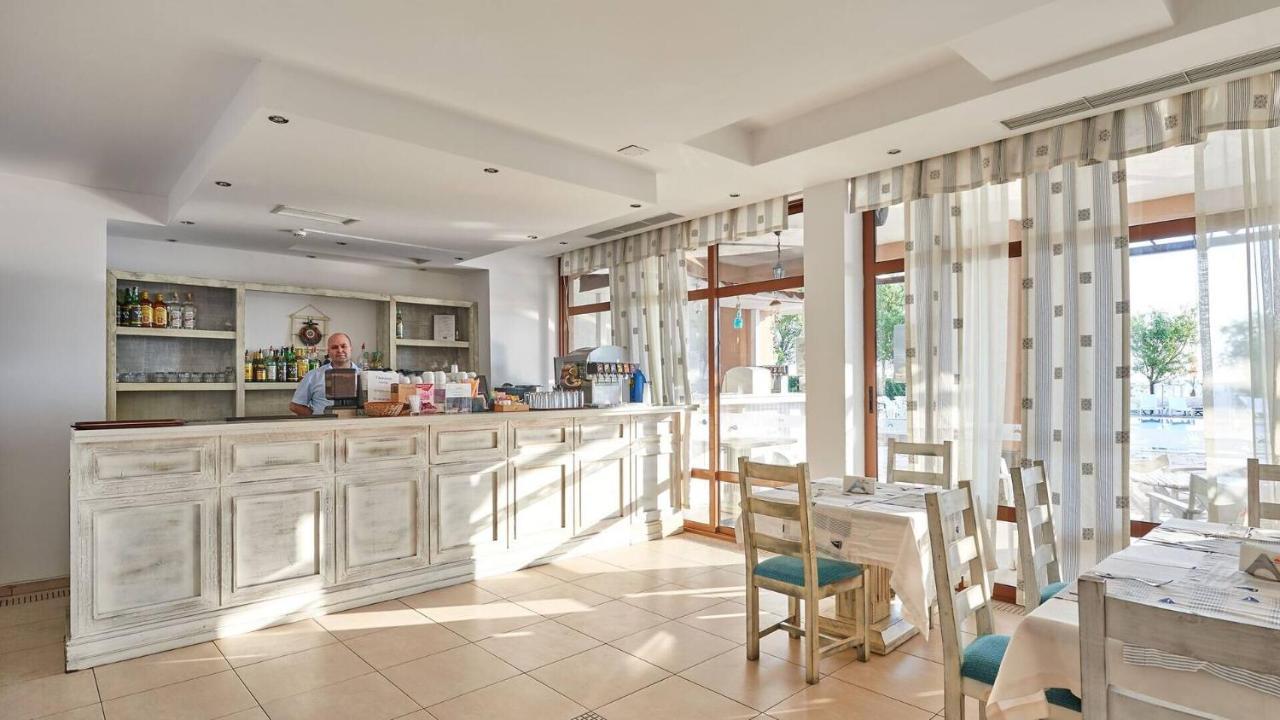 Oasis Del Mare Beach Front Hotel Lozenets Eksteriør billede