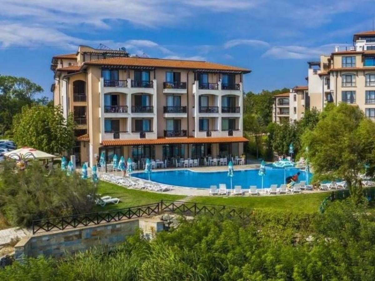 Oasis Del Mare Beach Front Hotel Lozenets Eksteriør billede