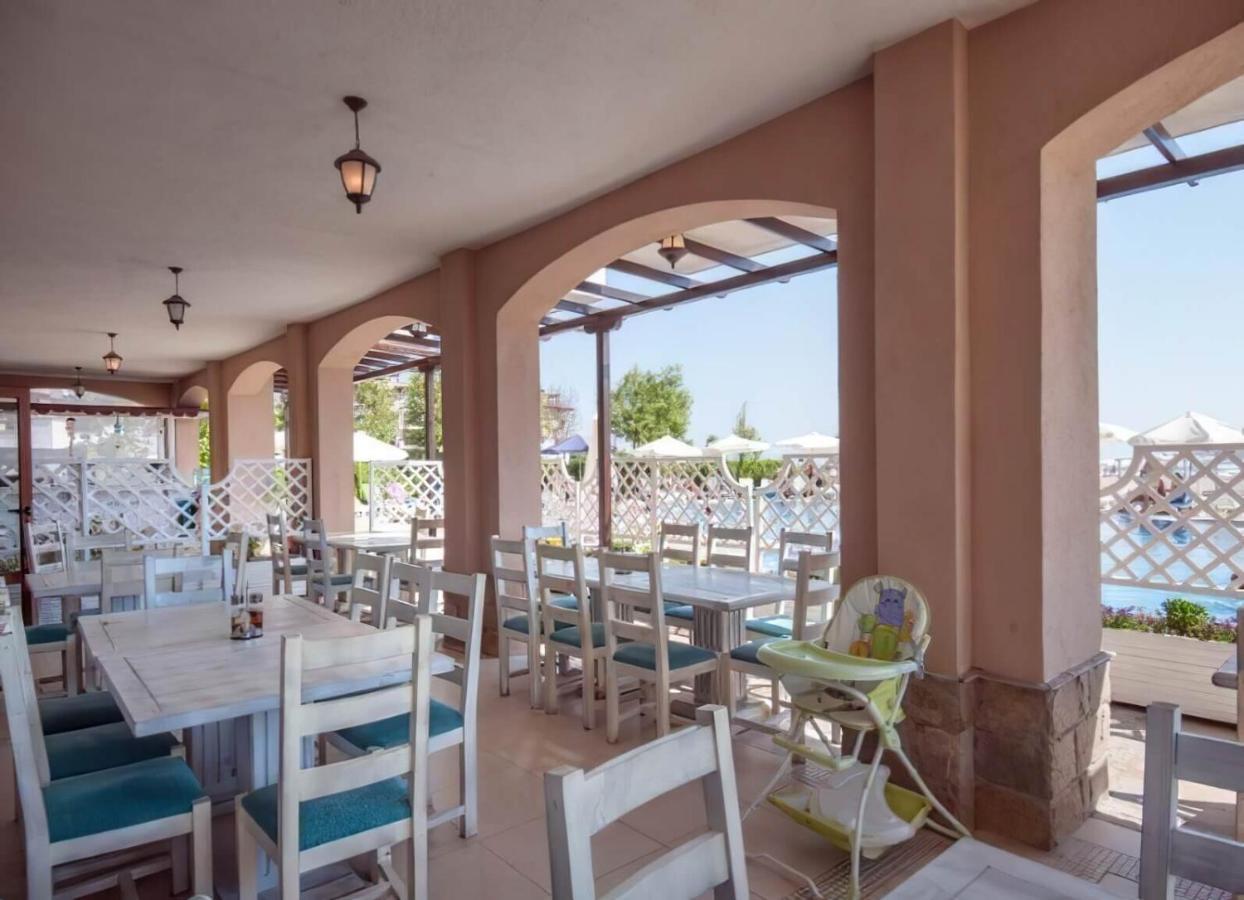 Oasis Del Mare Beach Front Hotel Lozenets Eksteriør billede