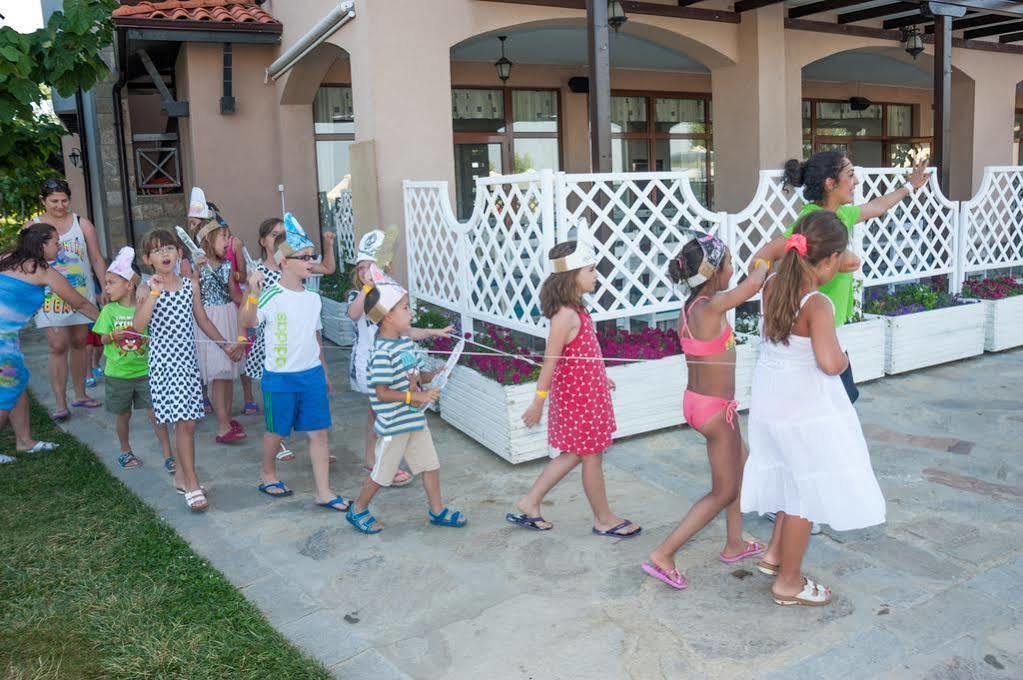 Oasis Del Mare Beach Front Hotel Lozenets Eksteriør billede
