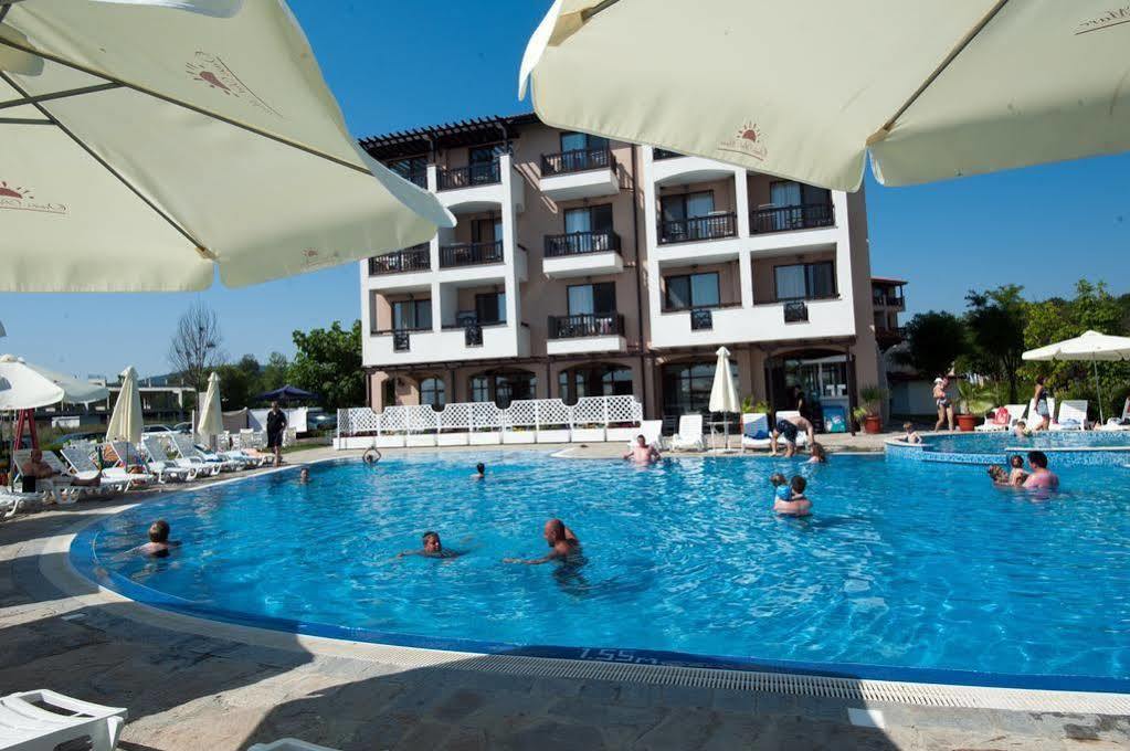 Oasis Del Mare Beach Front Hotel Lozenets Eksteriør billede